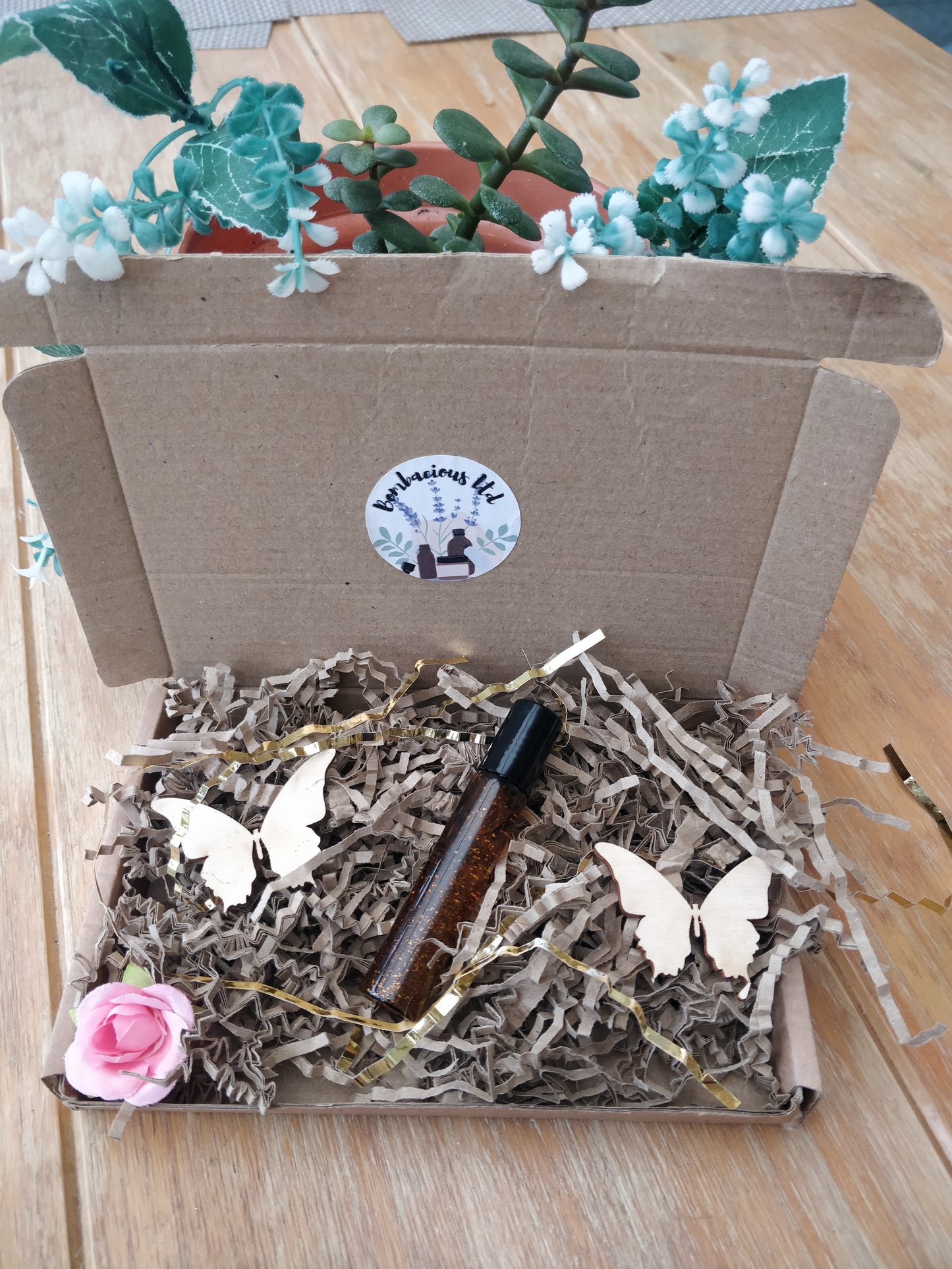 Golden Jojoba & Neroli comfort oil to help you through the day.