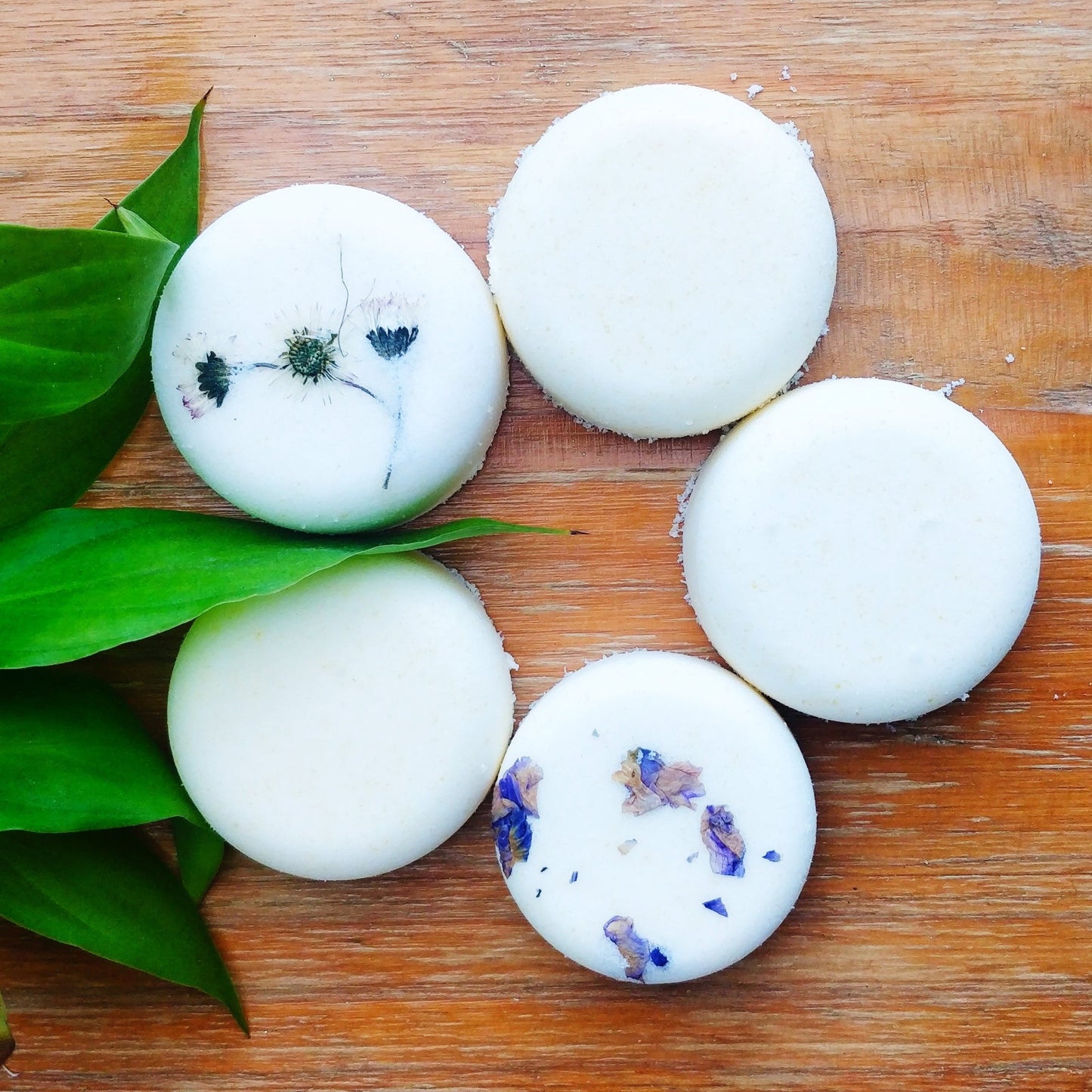 "Inspired by" bundle of Moisturising bath fizzers