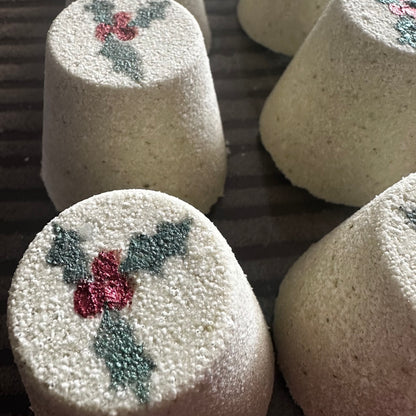 Christmas pudding bath fizzers