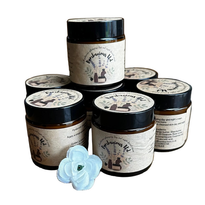 Hyaluronic plumping day and night facial cream