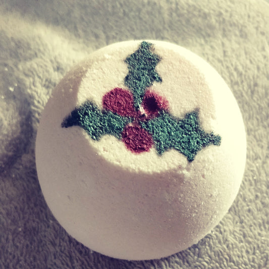 Festive scented Figgy Pud Moisturising Bath Bomb