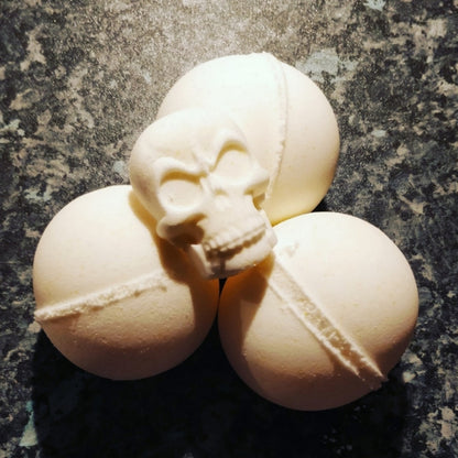 Five moisturising bath bombs